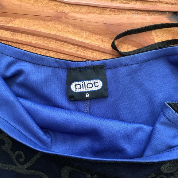 Unique Sexy Dress 👗 - Picture 4 of 10